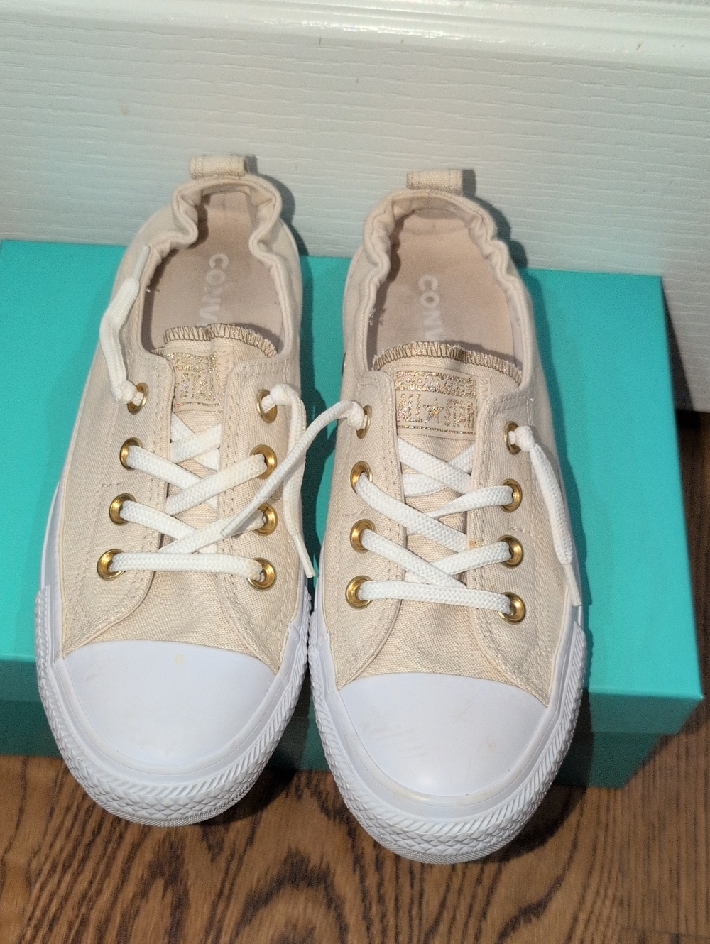 Converse Chuck Taylor All Star Shoreline Ox Driftwood White Gold Women’s 8
